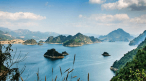 TOP 10 địa điểm du lịch Hòa Bình độc đáo nhất 2021 10 Hòa Bình được xem là thủ phủ của người Mường